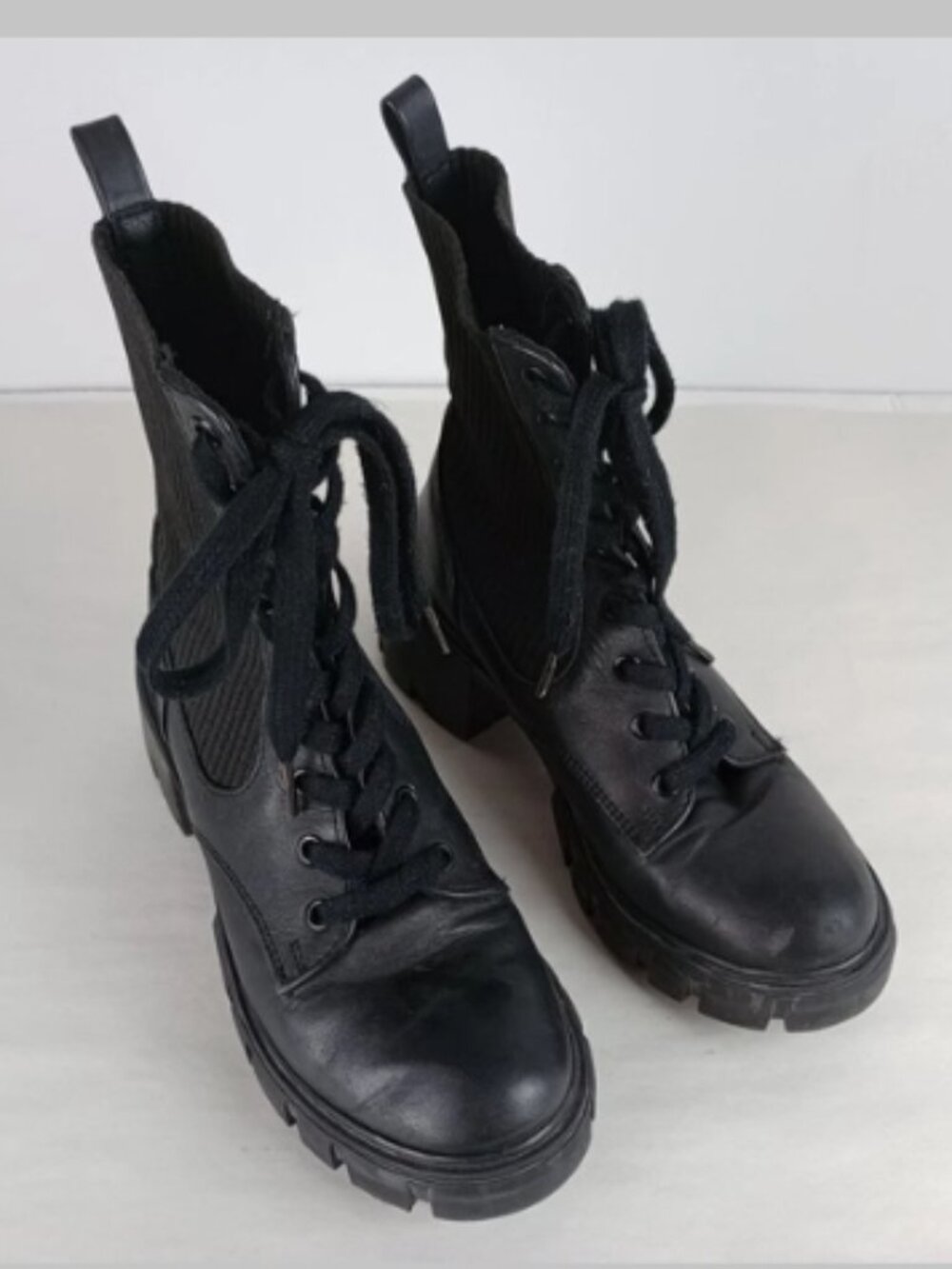 Steve Madden Women's Size 6.5 M Black Stretchy Leather Combat Lace Up Boots - Picture 7 of 13